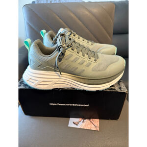 Women's Nortiv8 Athletic Shoes Size 7.5 Greyish Green Light Blue
